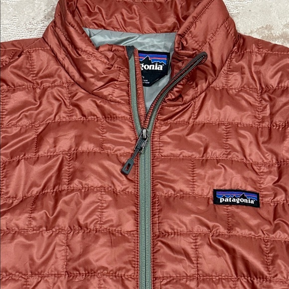 Patagonia packable puffer jacket- lightweight! Men’s Large- burnt orange - Picture 2 of 7